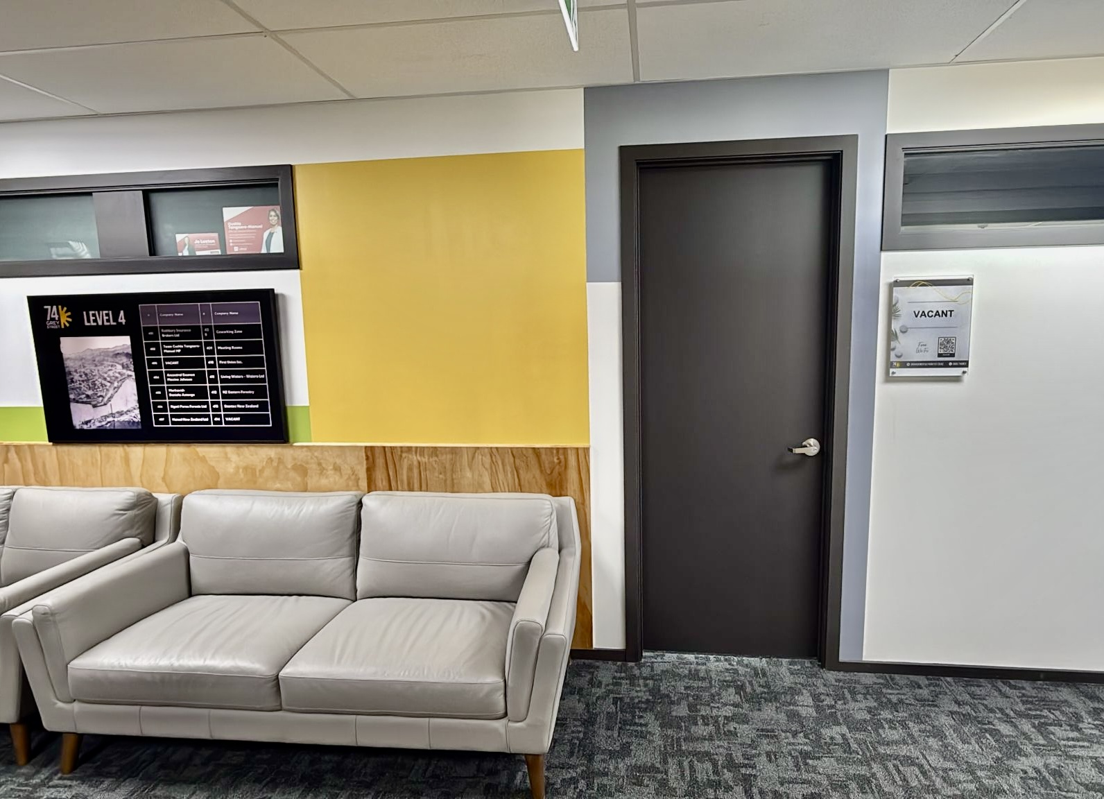 Level 4 lobby and reception area